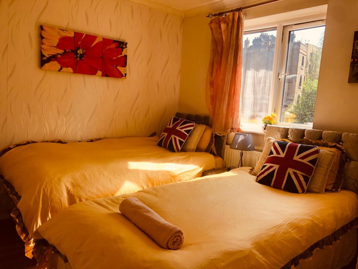 Cheerful 4 Bedroom House With Garden Free Parking London Eksteriør billede
